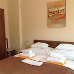 Lägenhet Jokai Apartmanhaz *