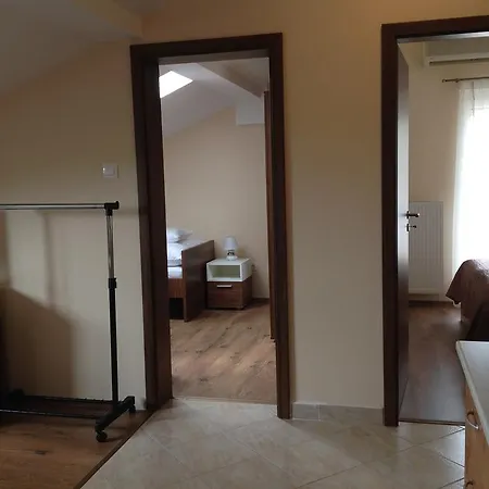 Jokai Apartmanhaz Apartment *