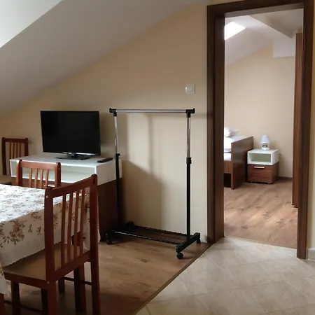 Jokai Apartmanhaz Διαμέρισμα *