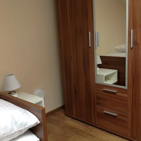 Daire Jokai Apartmanhaz