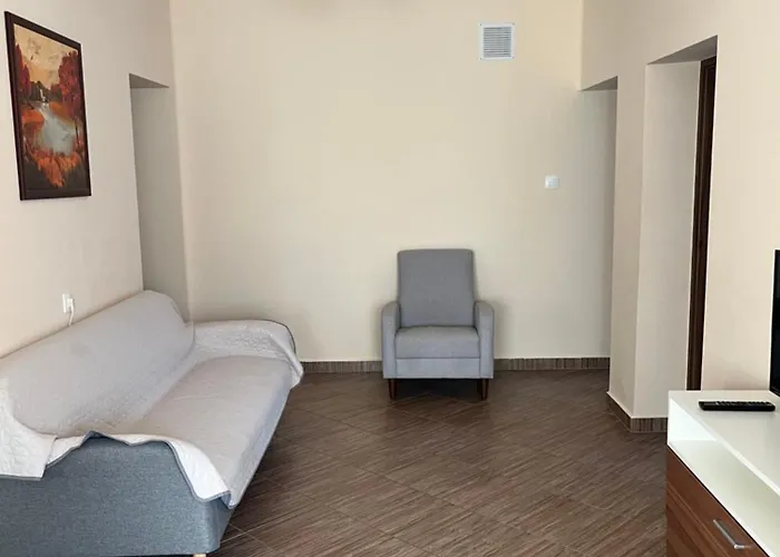 Jokai Apartmanhaz *