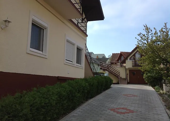 Jokai Apartmanhaz *